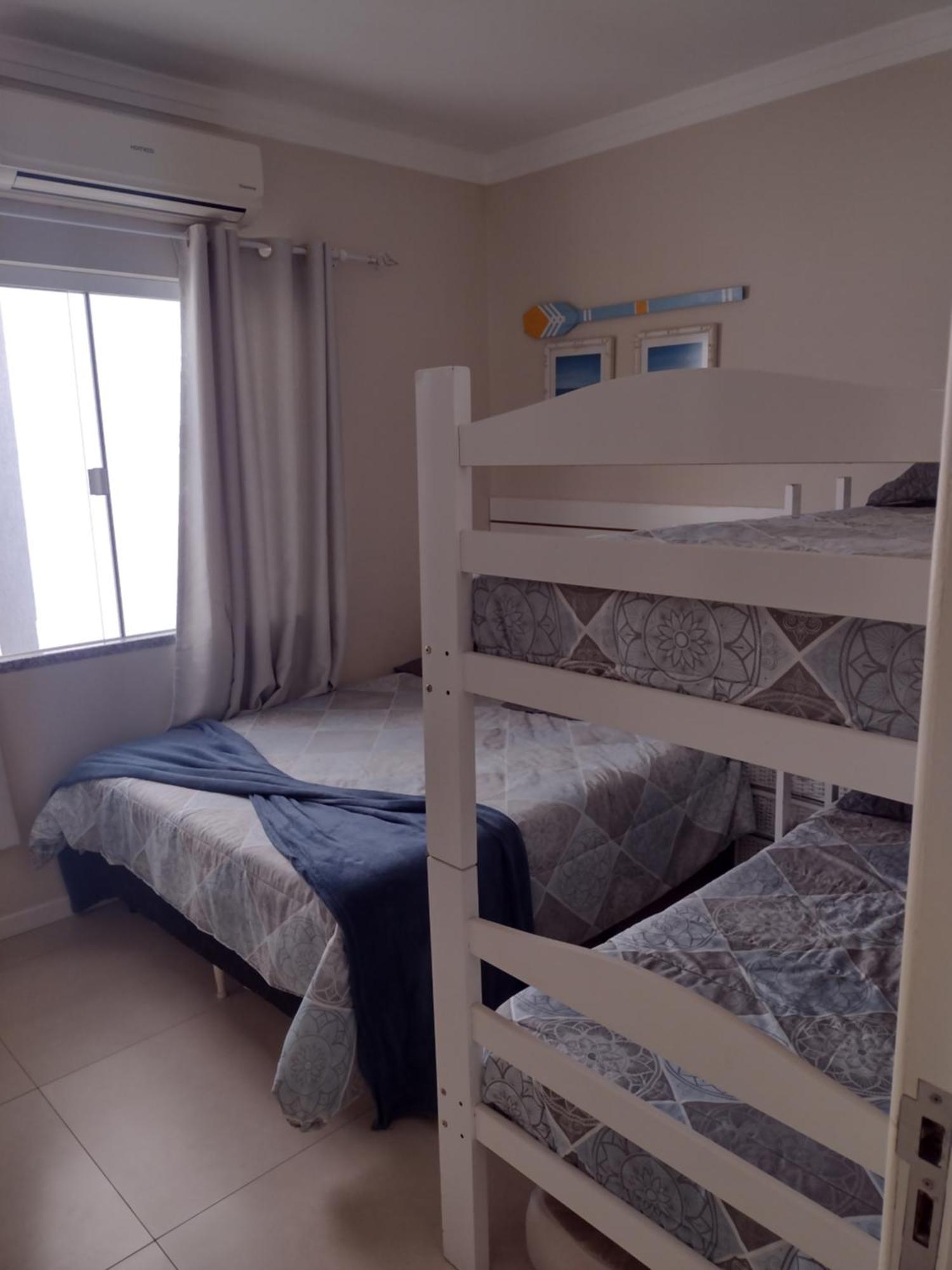 Apartamentos Proximo A Praia บอมบินญัส ห้อง รูปภาพ