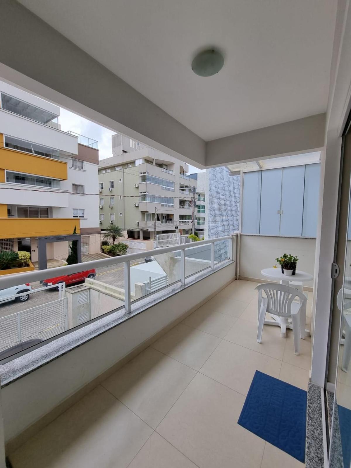 Apartamentos Proximo A Praia บอมบินญัส ห้อง รูปภาพ