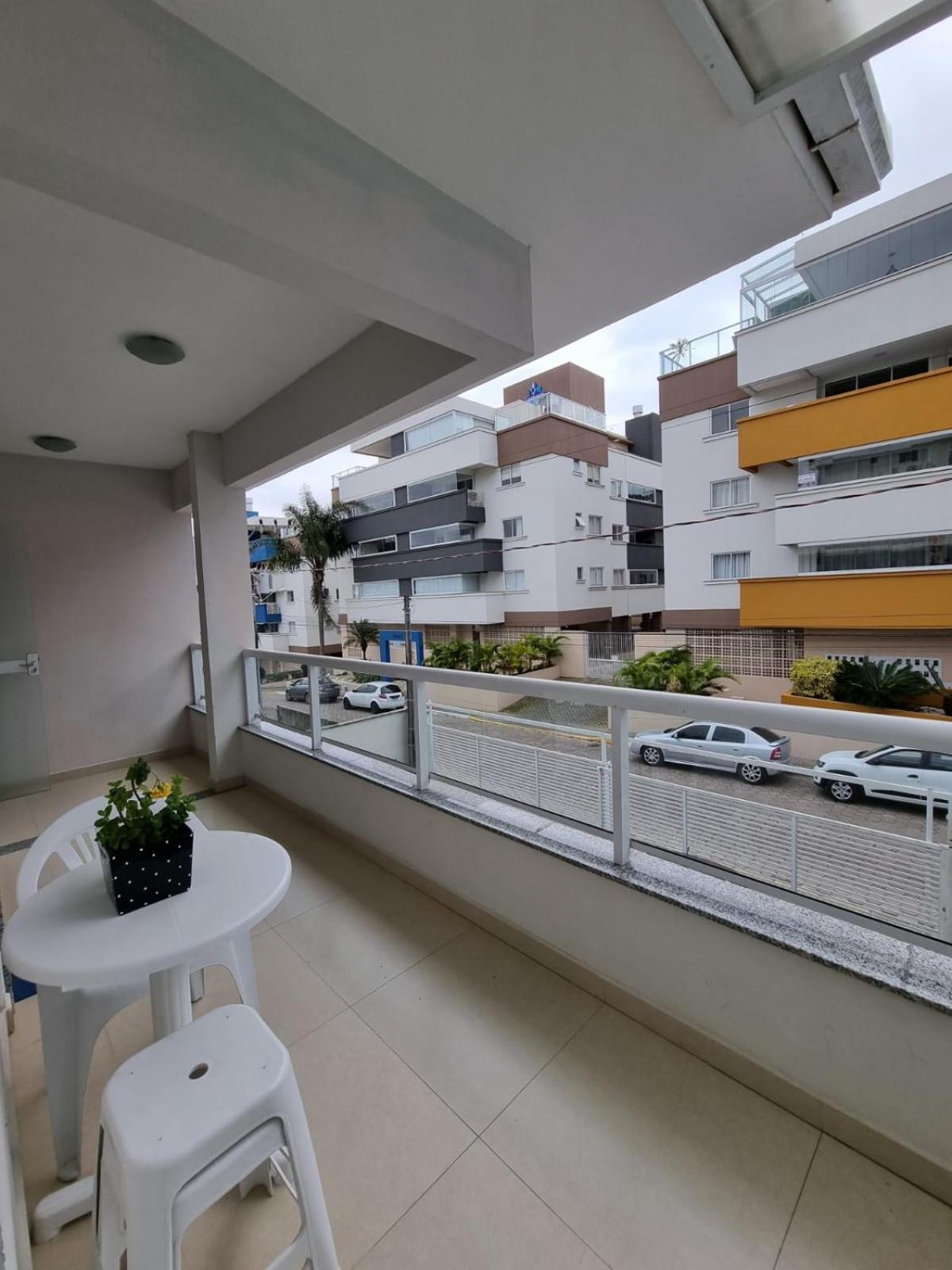 Apartamentos Proximo A Praia บอมบินญัส ห้อง รูปภาพ