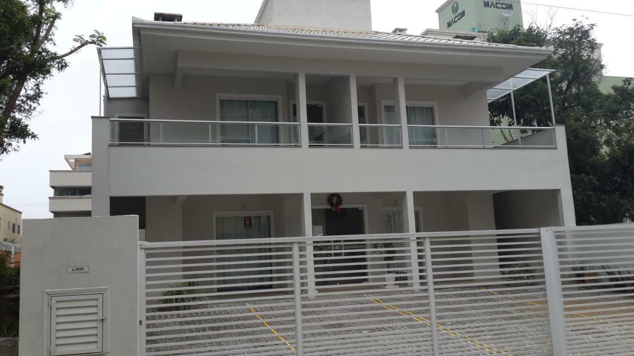 Apartamentos Proximo A Praia บอมบินญัส ภายนอก รูปภาพ